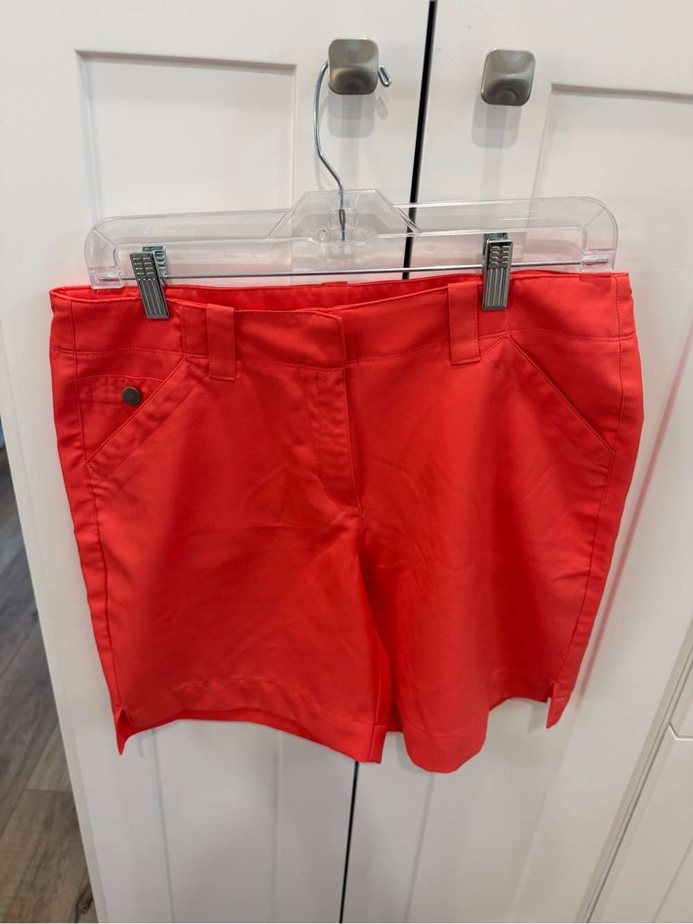 PGA Tour Women's Bright Red Performance Pull-On Shorts